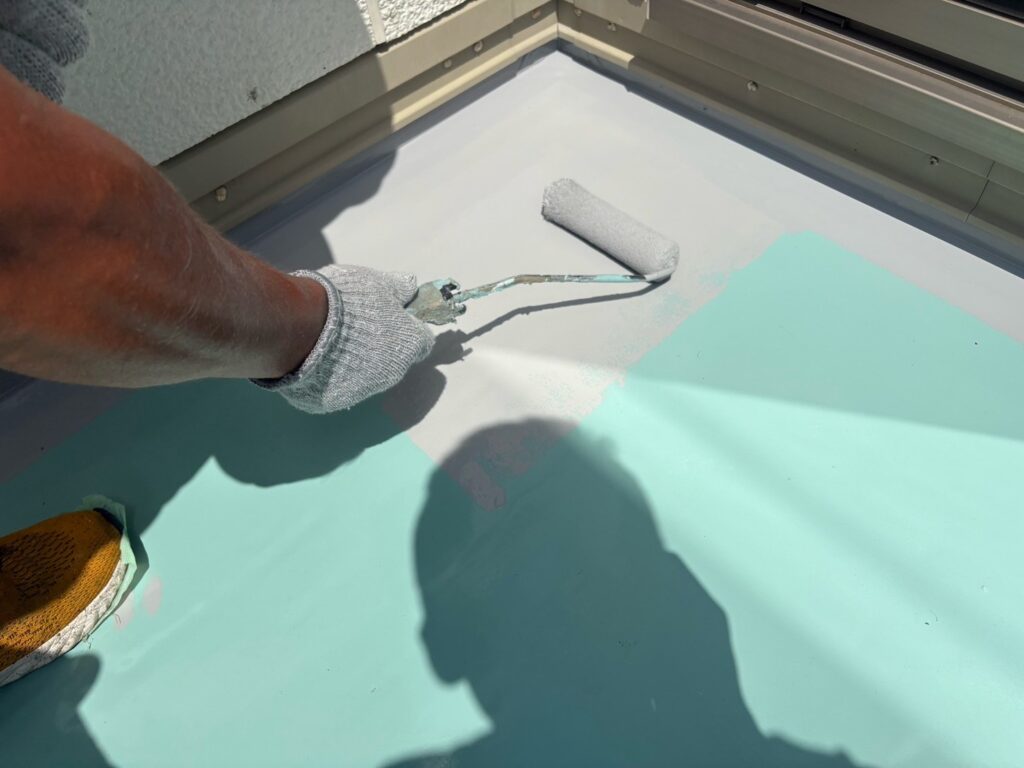 【ベランダ防水】<br />
トップコート仕上げ<br />
